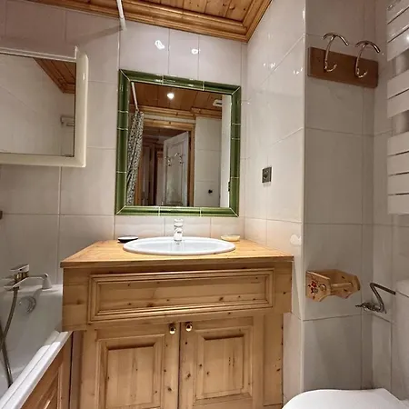 Appartement 4 Pers Meribel Pres Remontees, Parking